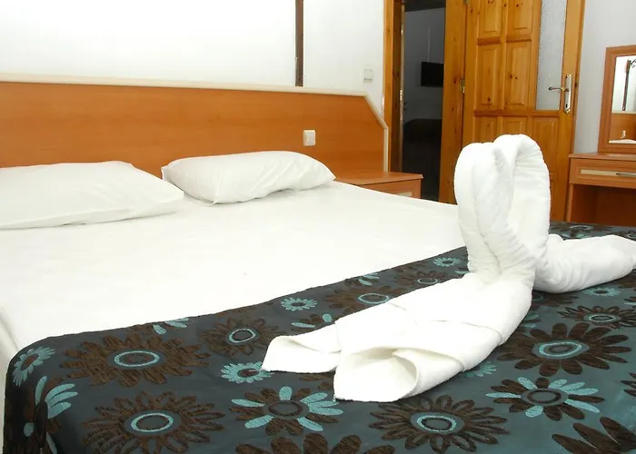 Aparthotel Orientt Side